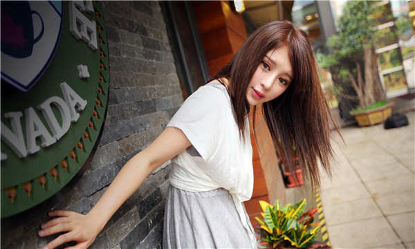 庆城想找一个女性生孩子给报酬-｛找个女人生孩子多少钱｝